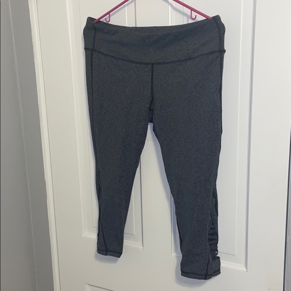 Athleta cropped leggings
